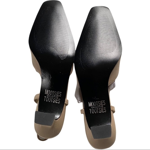 Mootsies Tootsie Gwyneth Champagne Satin Suede, Leather Sole Strappy Sandals 6.5 - Picture 8 of 9